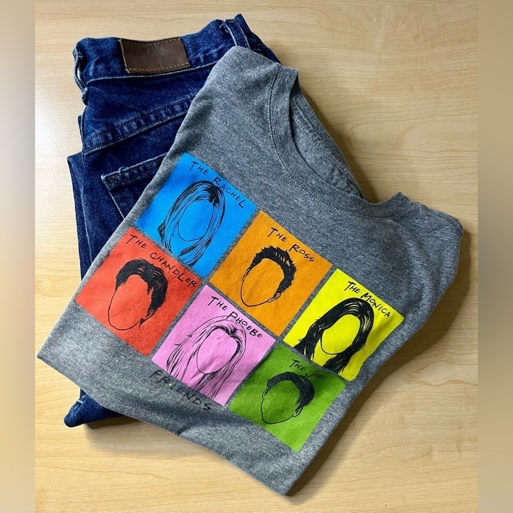F•R•I•E•N•D•S T-shirt